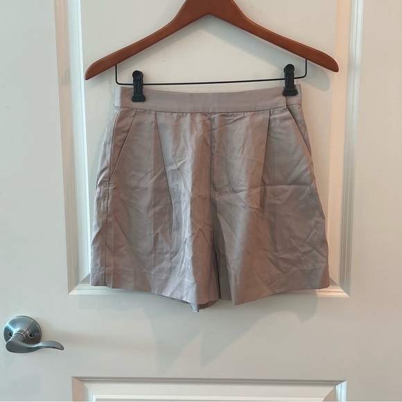 Kate Spade Saturday Mushroom Cuffed Short Size 2 NWT - Picture 1 of 16